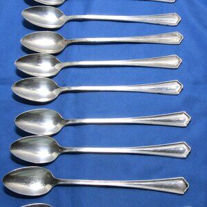 VTG International Victor S Co. Silver Silverplate Lot 8 Iced Tea Spoons "AS IS"